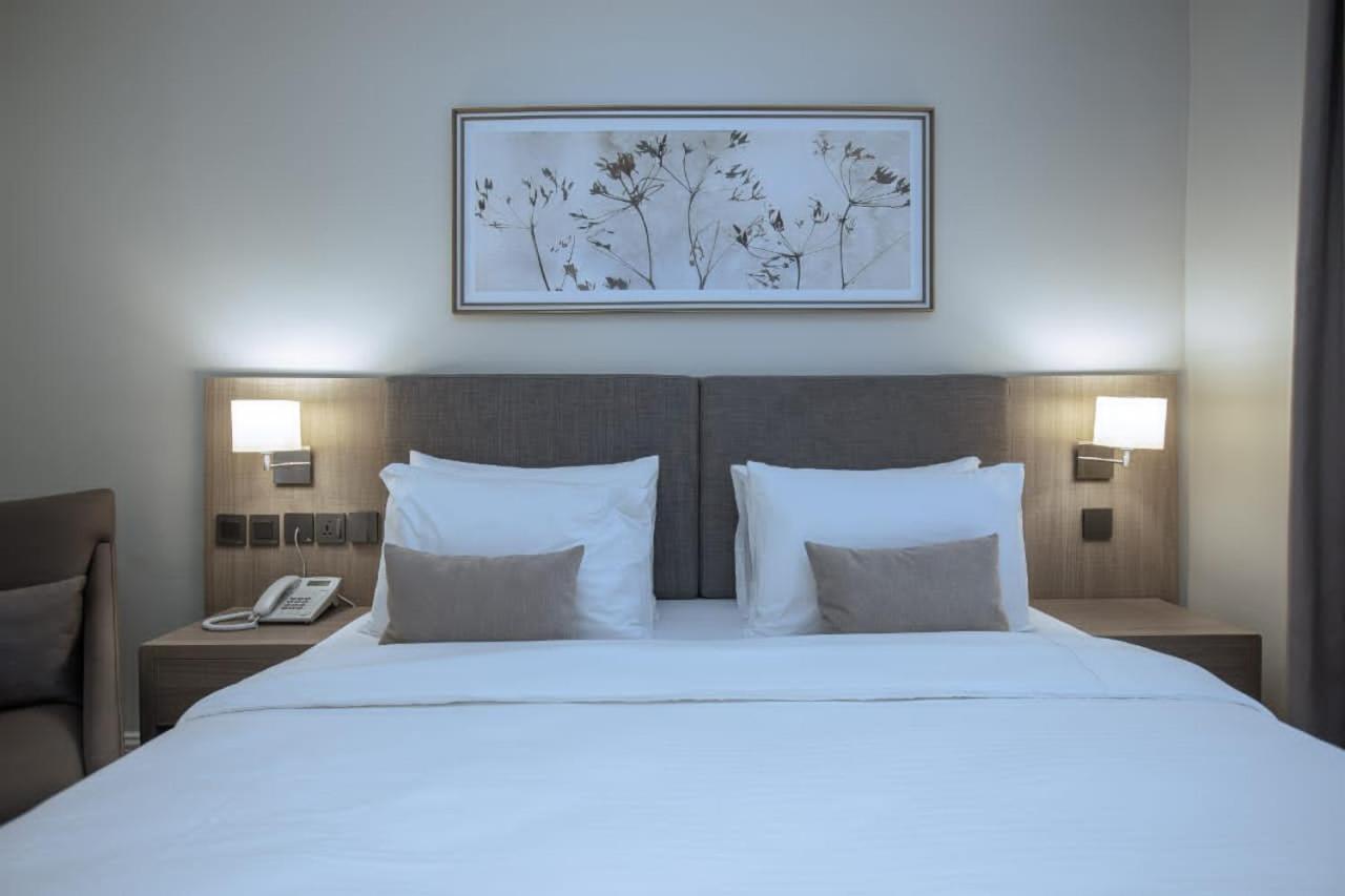 Knightsbridge Hotel & Suites Абуджа Екстер'єр фото