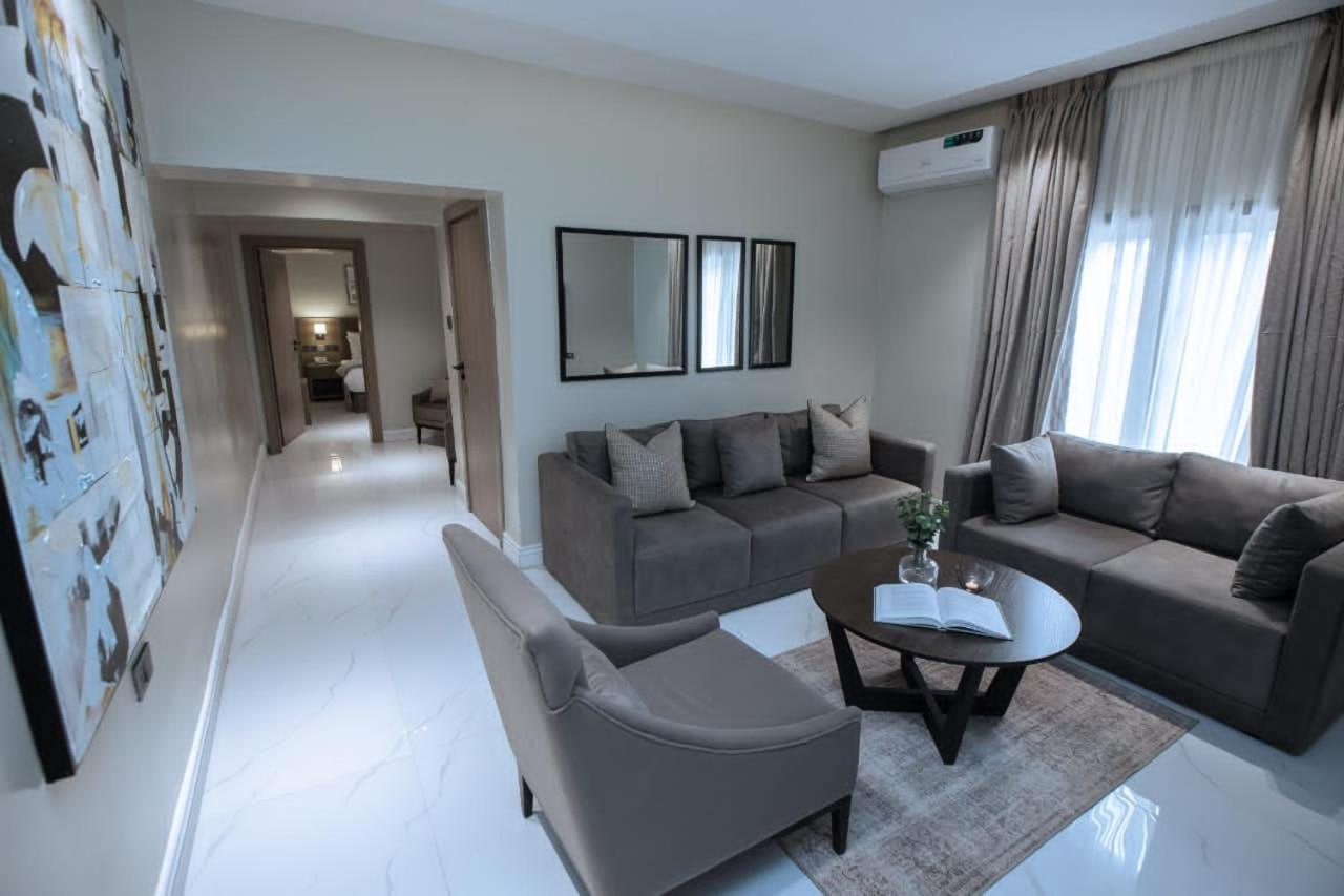 Knightsbridge Hotel & Suites Абуджа Екстер'єр фото