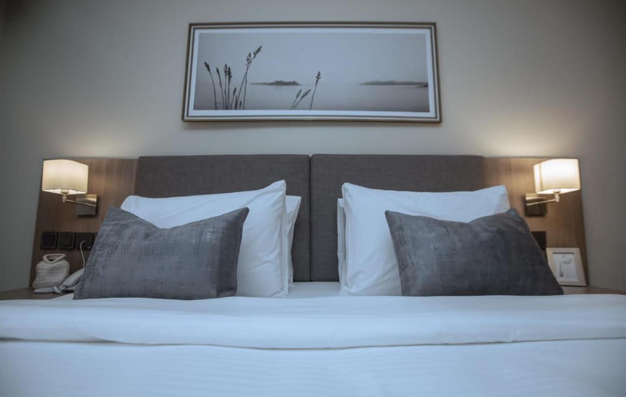Knightsbridge Hotel & Suites Абуджа Екстер'єр фото