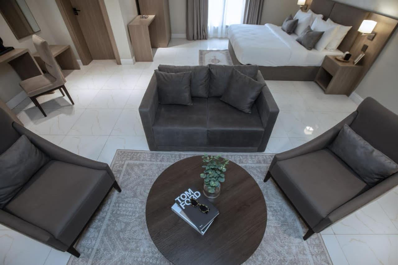 Knightsbridge Hotel & Suites Абуджа Екстер'єр фото